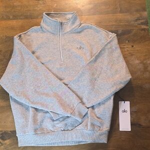 ALO Yoga Men's Light Gray Zip-Up Sweater